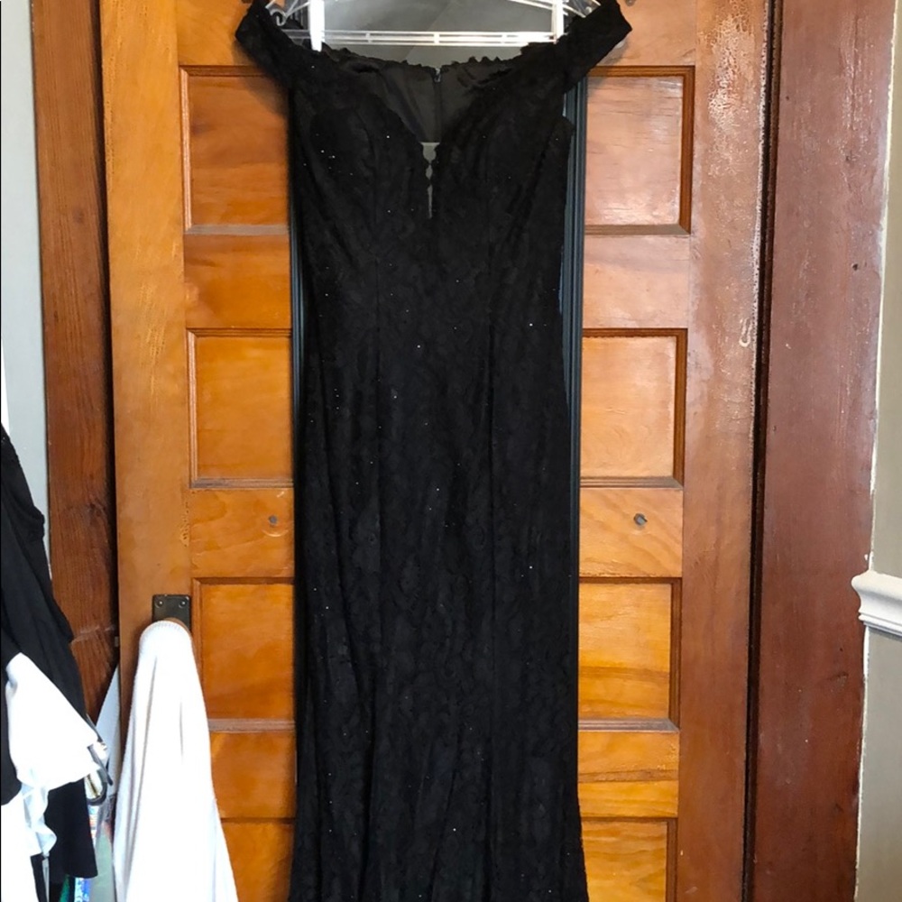 NEVER WORN PROM DRESS